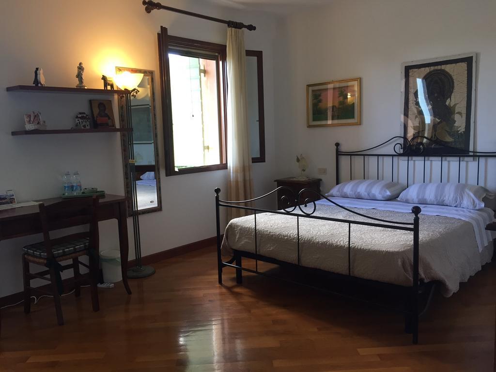 B&B Zia Maria Азоло Экстерьер фото
